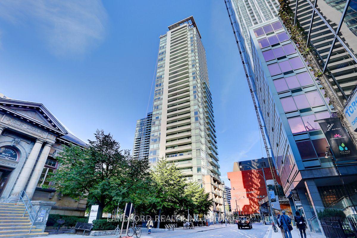 18-yorkville-avenue-toronto-toronto-ontario-c13658802