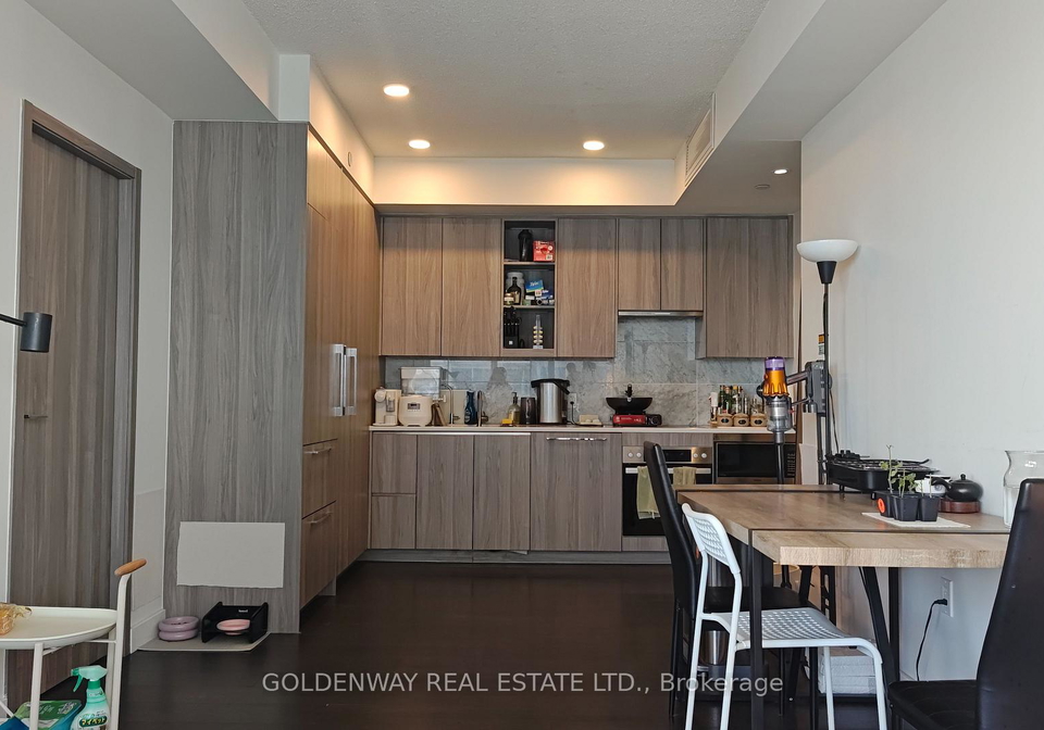 85-mcmahon-drive-toronto-north-york-ontario-c13658988