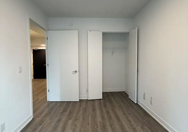 180-front-street-e-toronto-toronto-ontario-c13659004