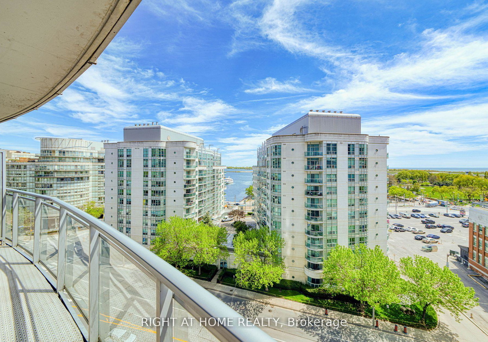 38-dan-leckie-way-s-toronto-toronto-ontario-c13659432