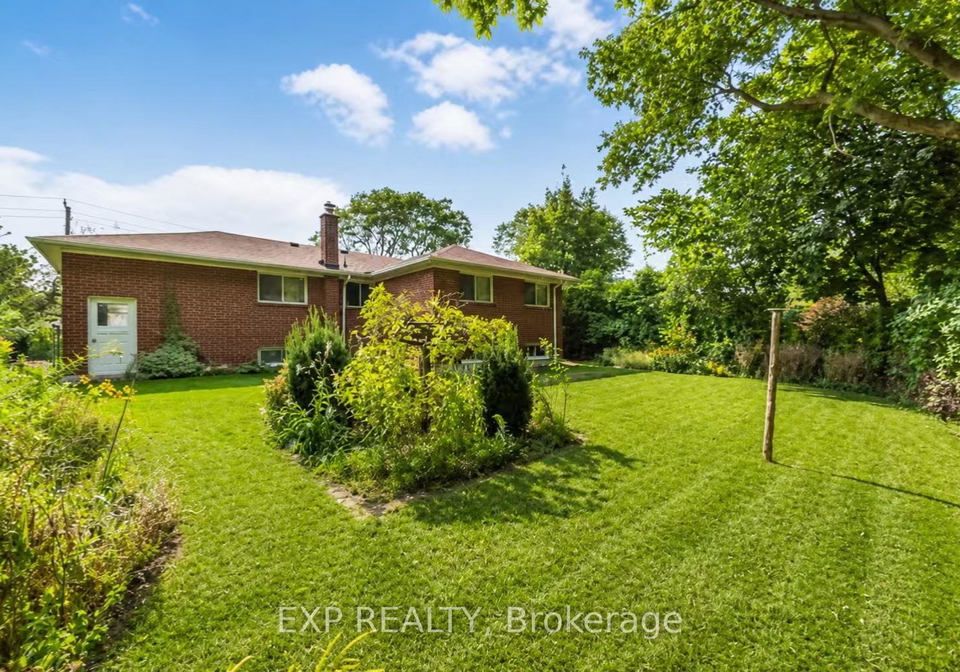 114-castlegrove-boulevard-toronto-north-york-ontario-c13659478