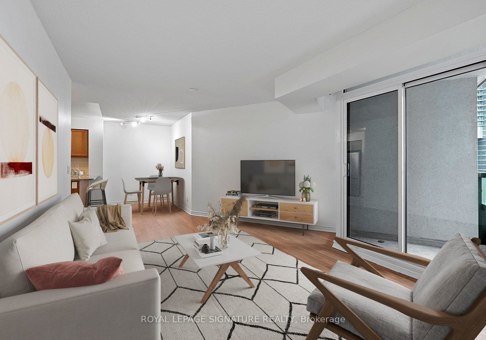 19-grand-trunk-crescent-toronto-toronto-ontario-c13659492