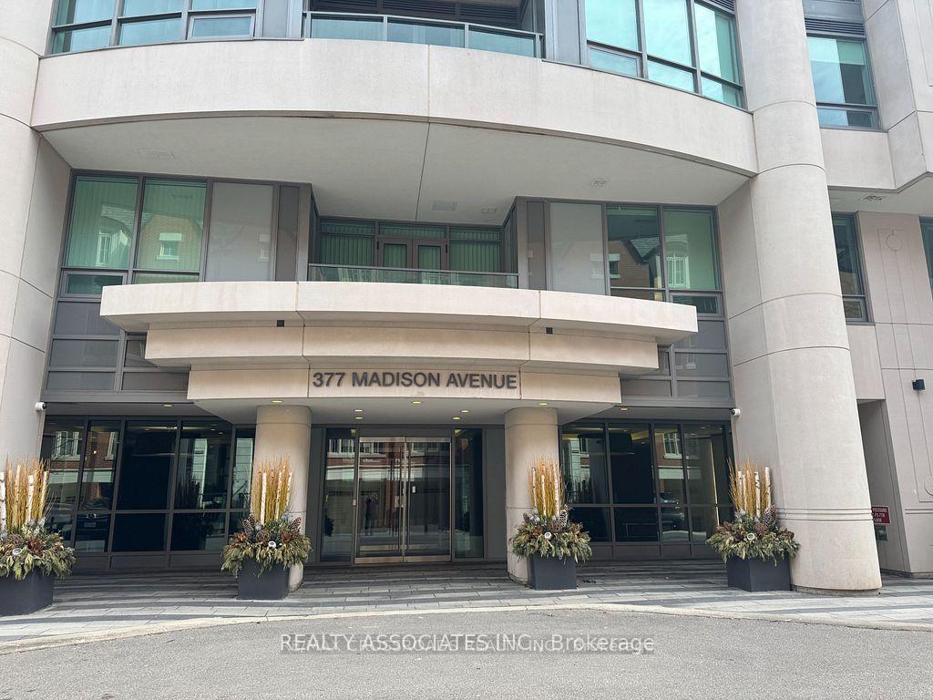 377-madison-avenue-toronto-toronto-ontario-c13659546