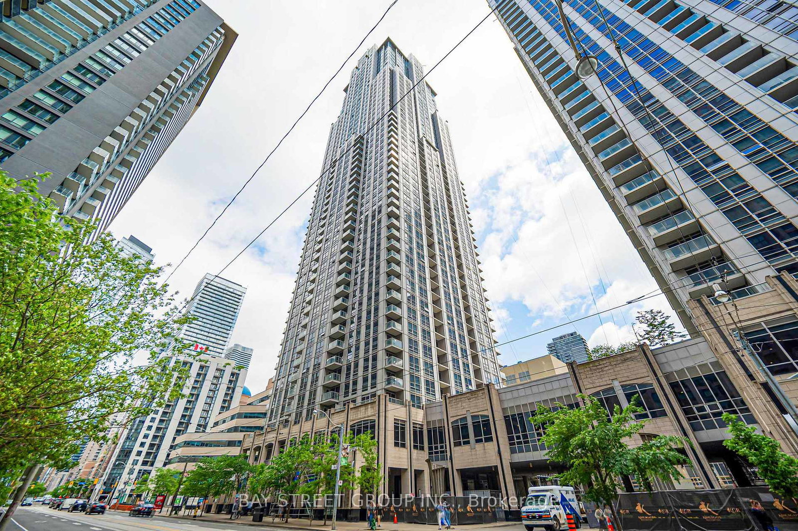 763-bay-street-toronto-toronto-ontario-c13659652