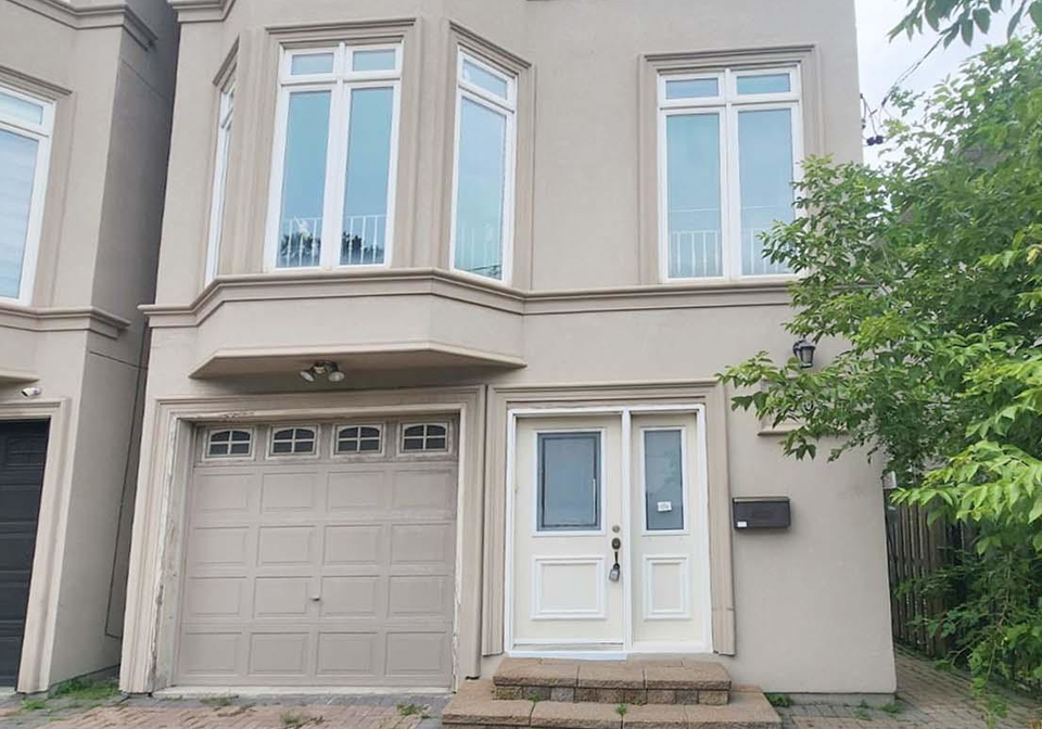 150b-finch-avenue-e-toronto-north-york-ontario-c13659744