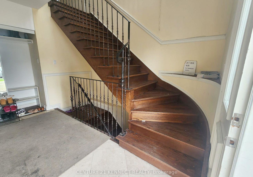 150b-finch-avenue-e-toronto-north-york-ontario-c13659744