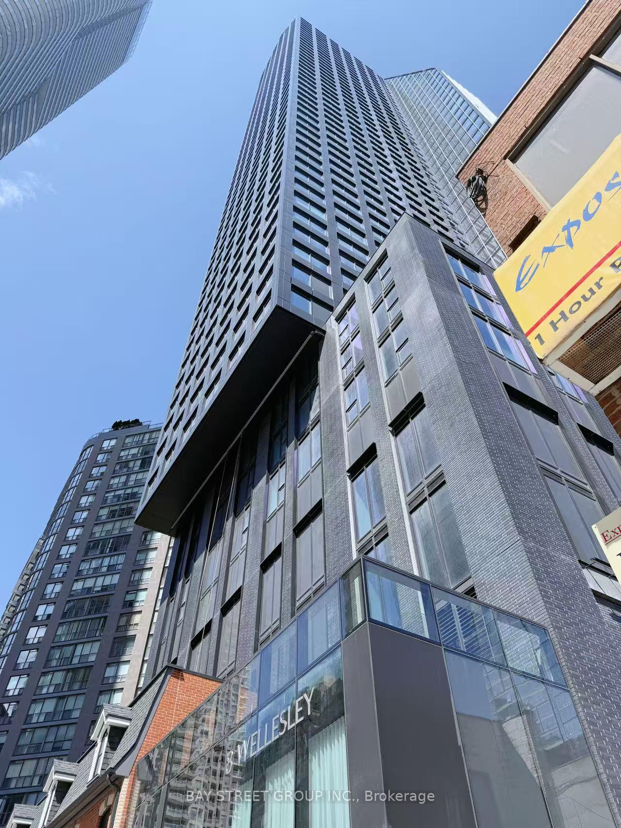 8-wellesley-street-w-toronto-toronto-ontario-c13659766