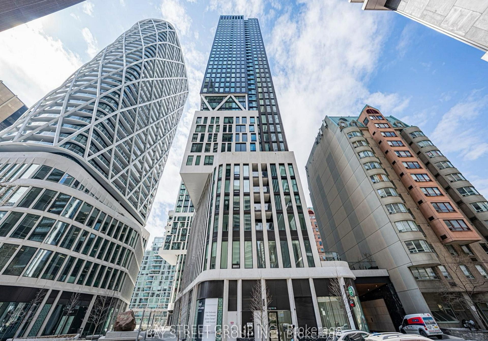 238-simcoe-street-toronto-toronto-ontario-c13659910