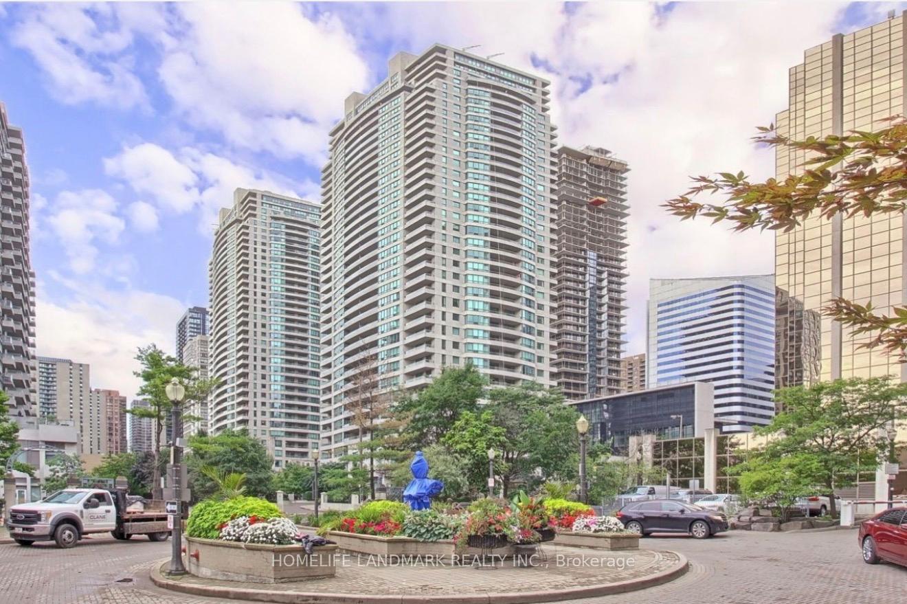 23-hollywood-avenue-toronto-north-york-ontario-c13660174