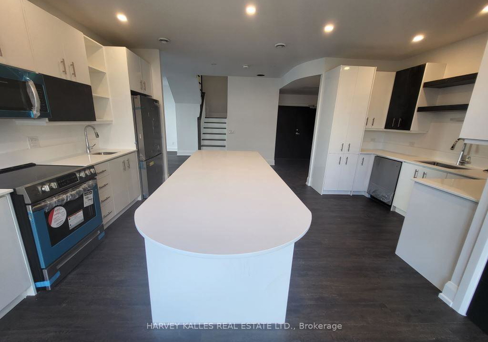 55-w-charles-street-w-toronto-toronto-ontario-c13660202