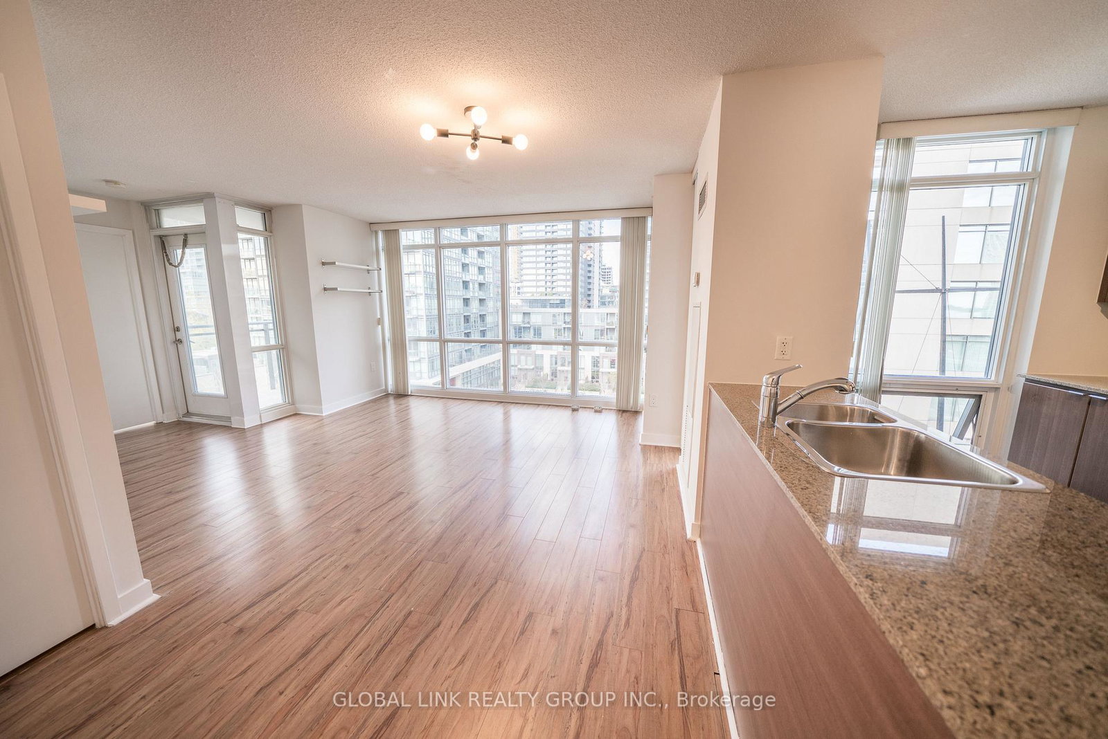 11-brunel-court-toronto-toronto-ontario-c13660360