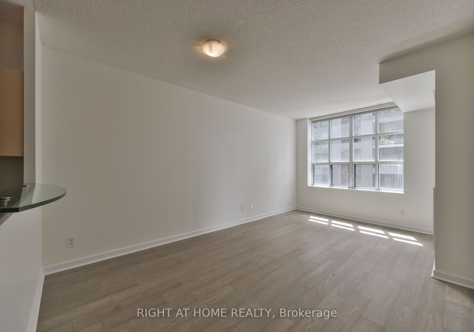 438-richmond-street-w-toronto-toronto-ontario-c13660362