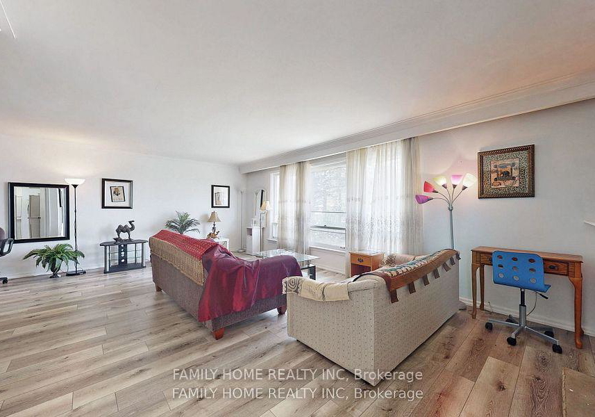 149-steeles-avenue-e-toronto-north-york-ontario-c13660392