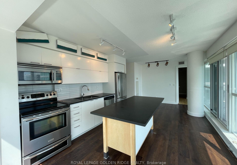 80-western-battery-road-toronto-toronto-ontario-c13660436