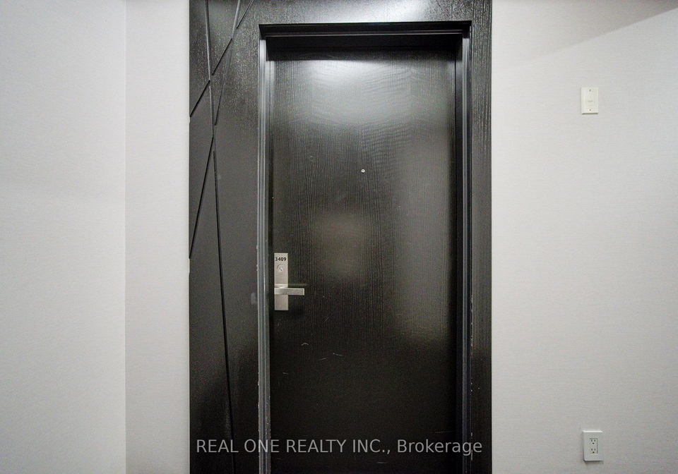 125-peter-street-toronto-toronto-ontario-c13660510