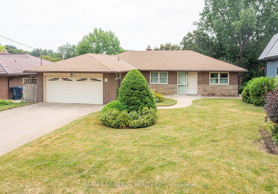 7-anewen-drive-toronto-north-york-ontario-c13660642