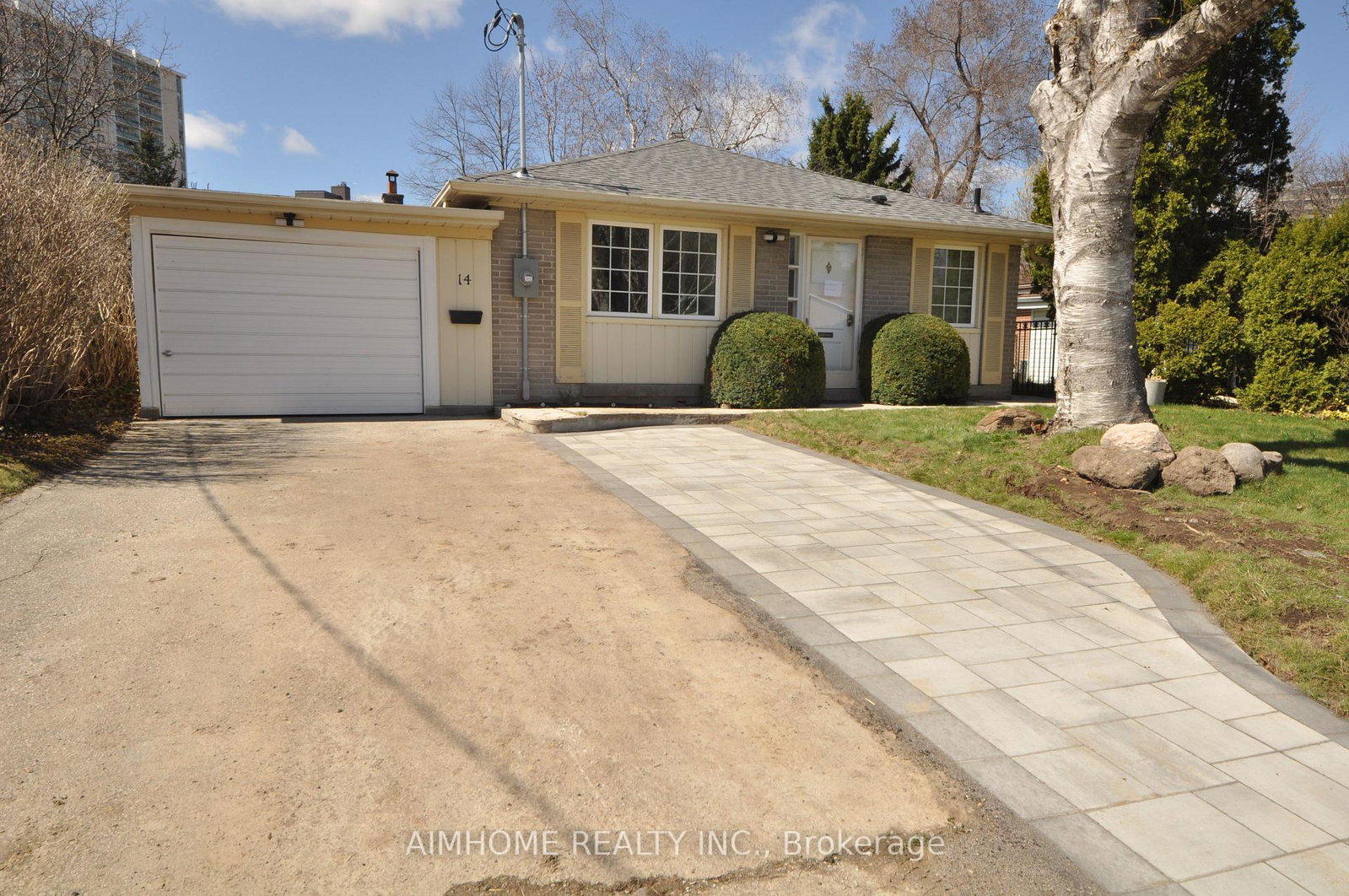 14-dukinfield-crescent-toronto-north-york-ontario-c13660744