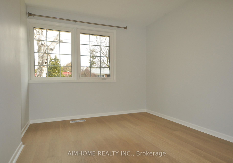 14-dukinfield-crescent-toronto-north-york-ontario-c13660744