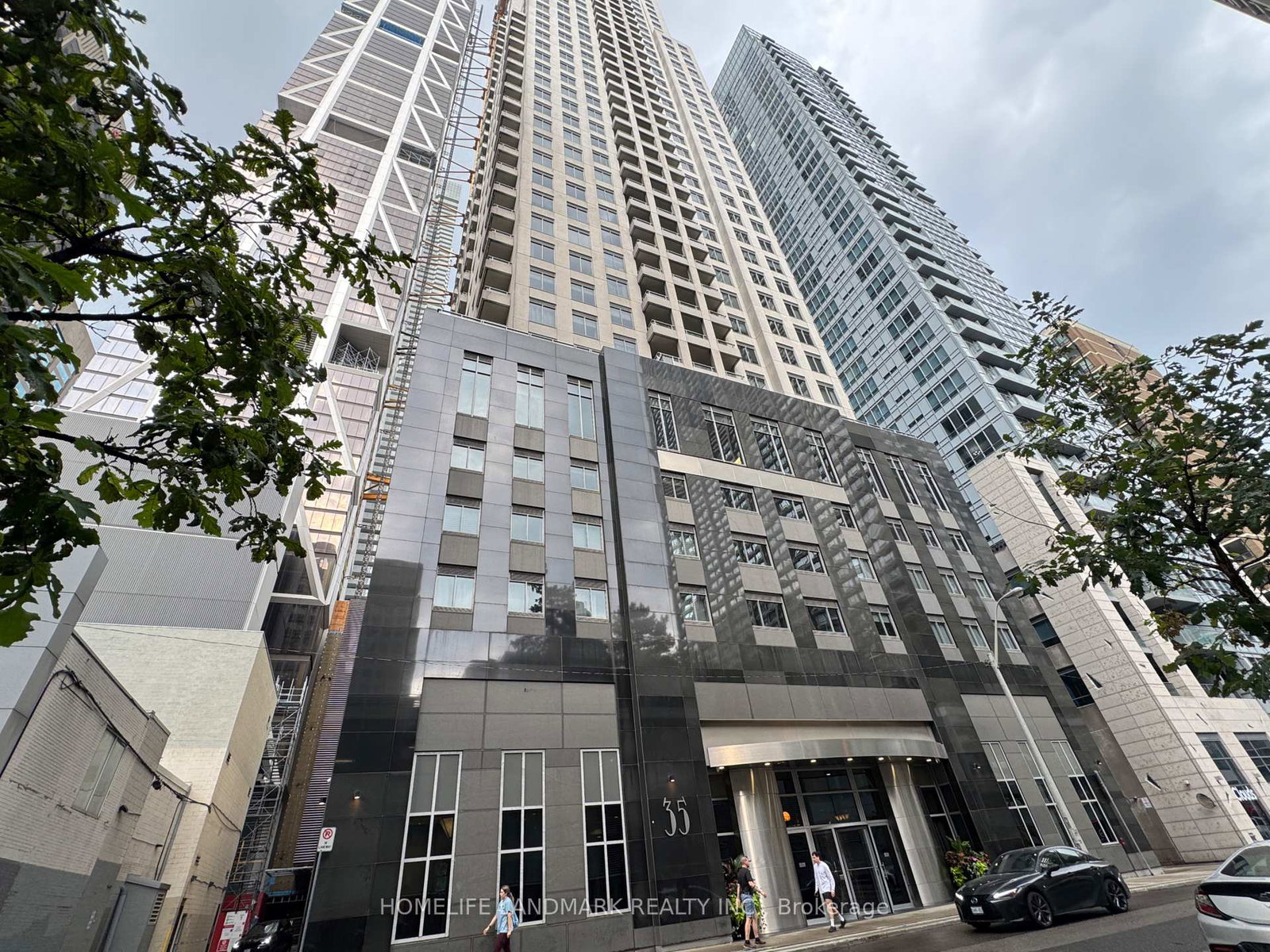 35-balmuto-street-toronto-toronto-ontario-c13660842