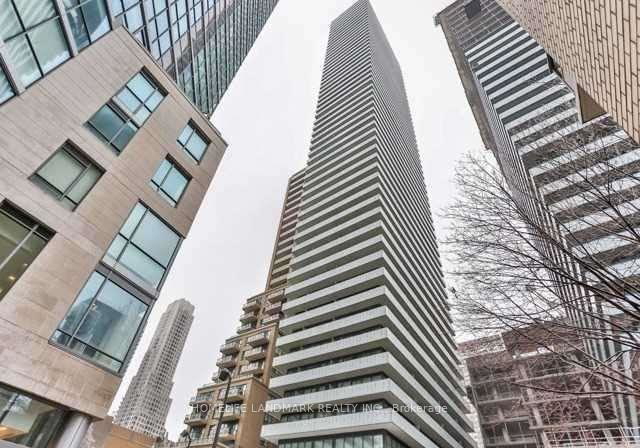 42-charles-street-e-toronto-toronto-ontario-c13661056