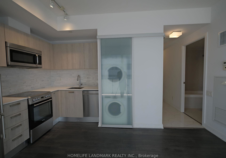 42-charles-street-e-toronto-toronto-ontario-c13661056