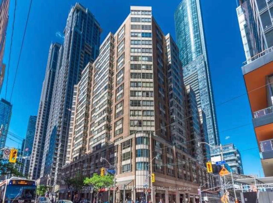 717-bay-street-toronto-toronto-ontario-c13661396
