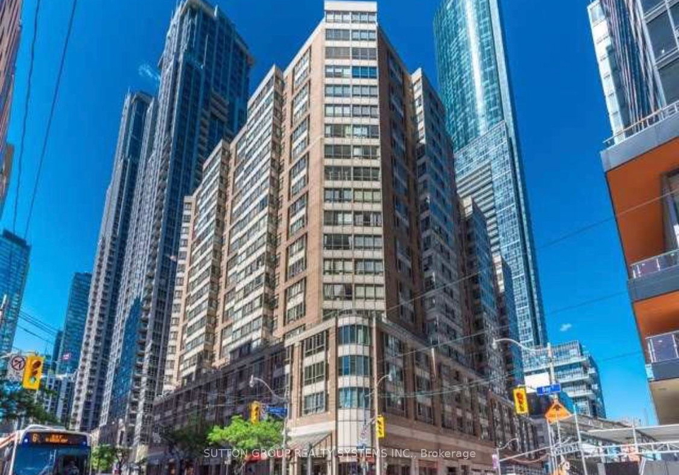 717-bay-street-toronto-toronto-ontario-c13661396