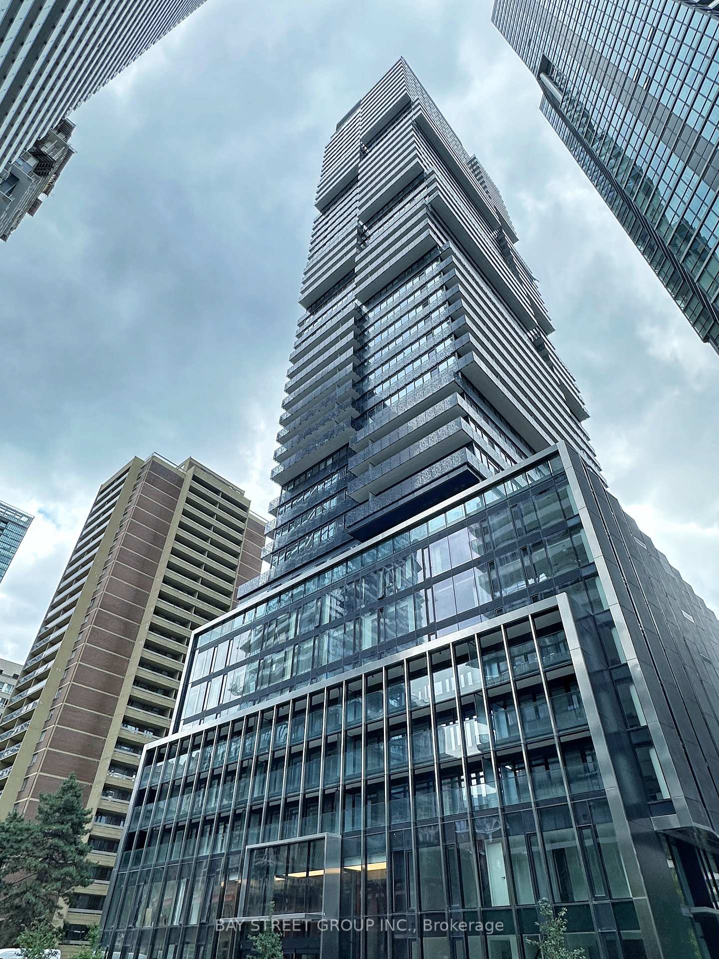 55-charles-street-e-toronto-toronto-ontario-c13661440