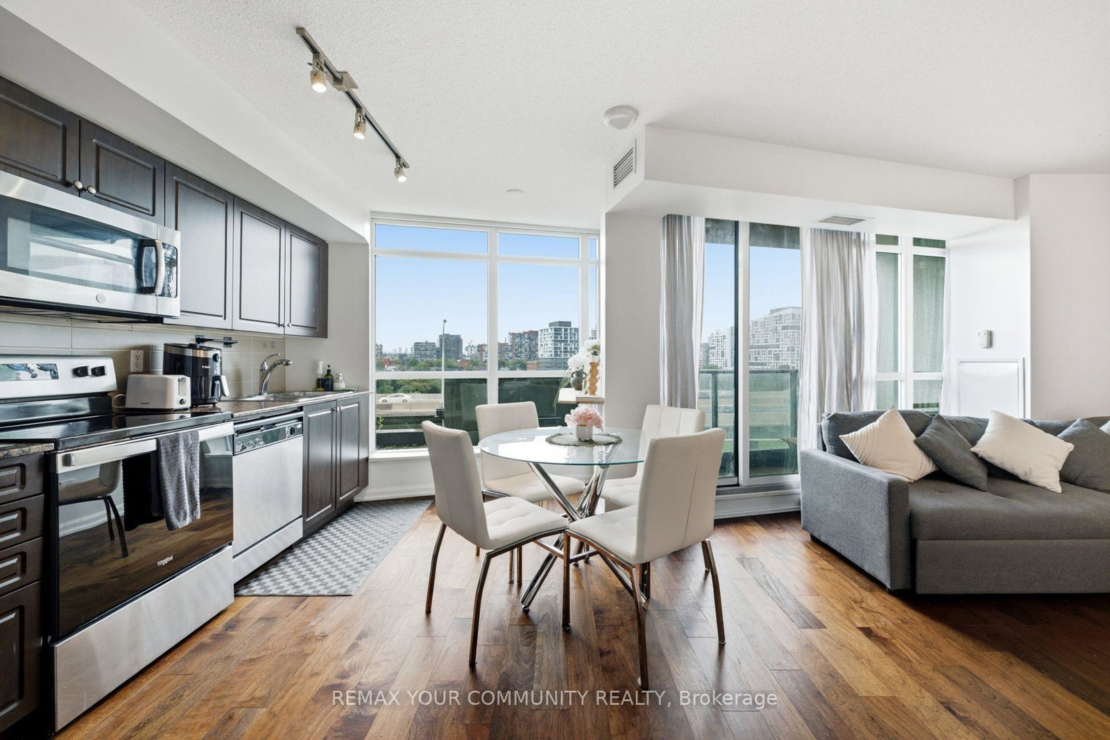 209-fort-york-boulevard-toronto-toronto-ontario-c13661544