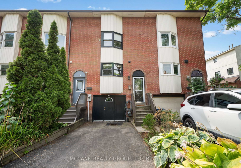 17-sydenham-street-toronto-toronto-ontario-c13661552