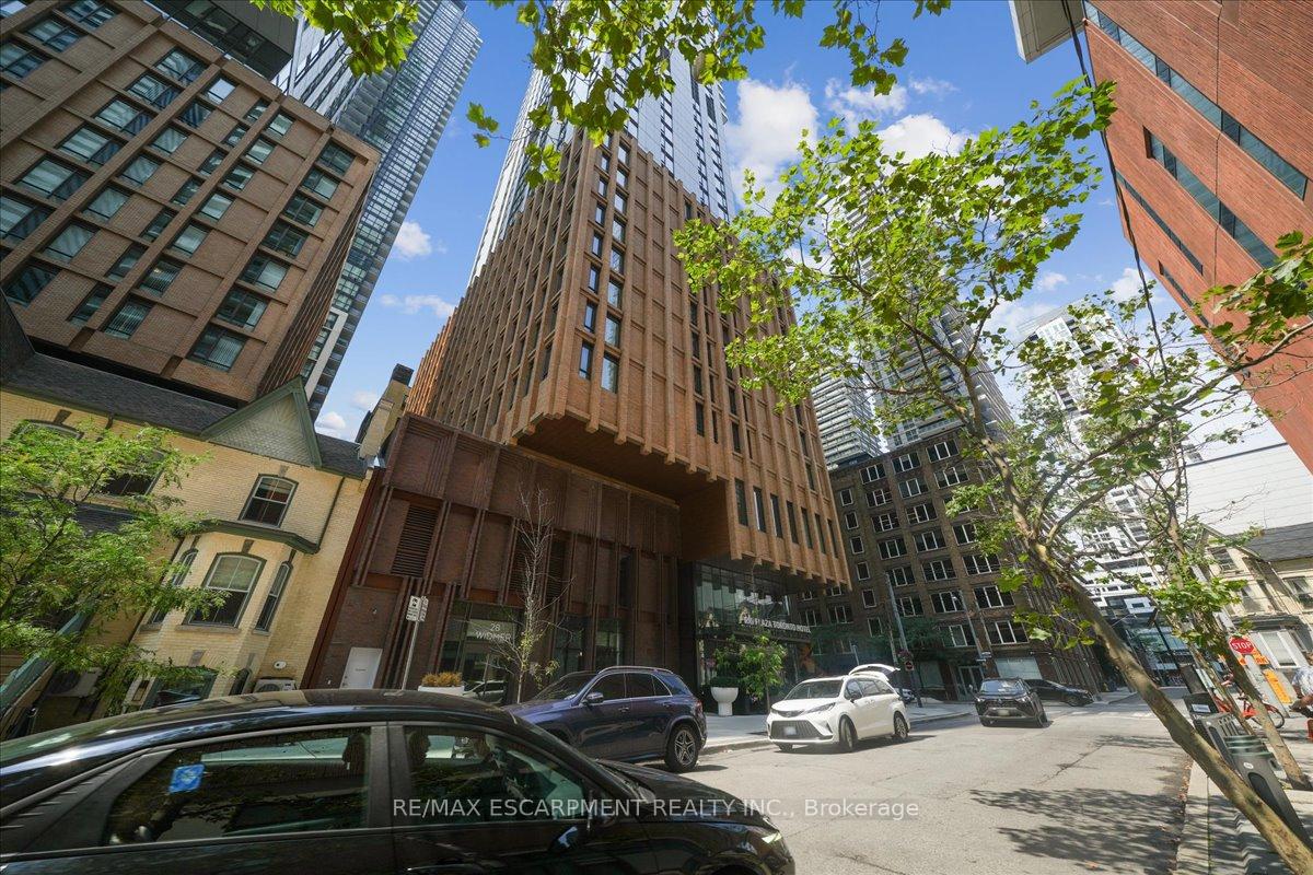 28-widmer-street-toronto-toronto-ontario-c13661612