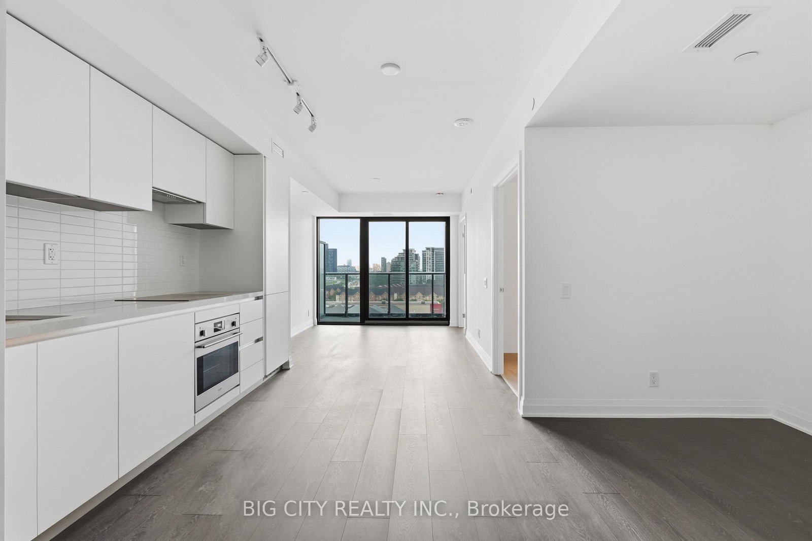 25-frederick-todd-way-toronto-east-york-ontario-c13661624