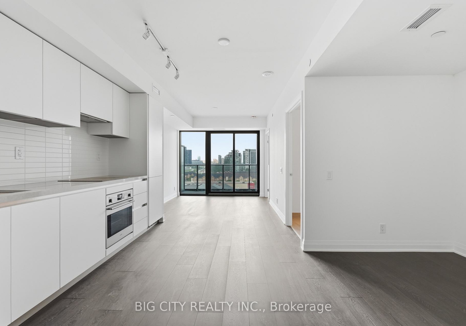 25-frederick-todd-way-toronto-east-york-ontario-c13661624