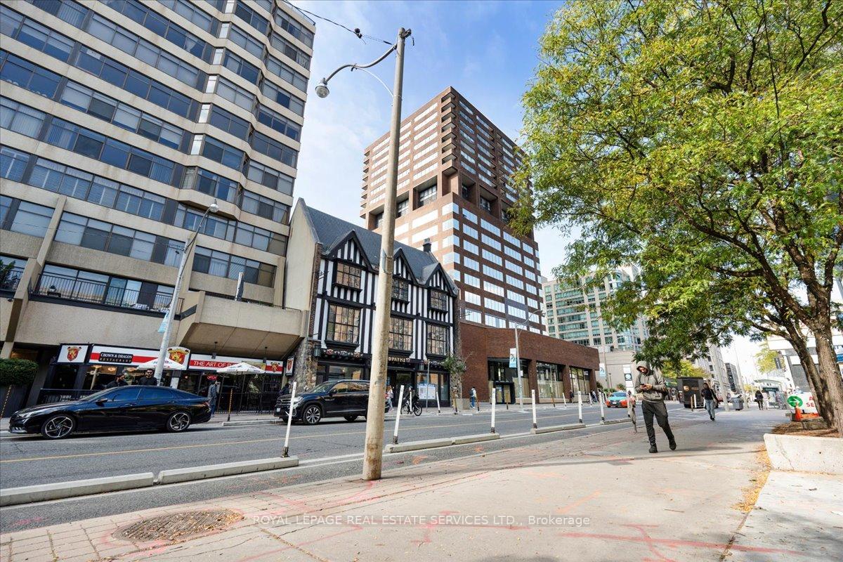 914-yonge-street-toronto-toronto-ontario-c13661718