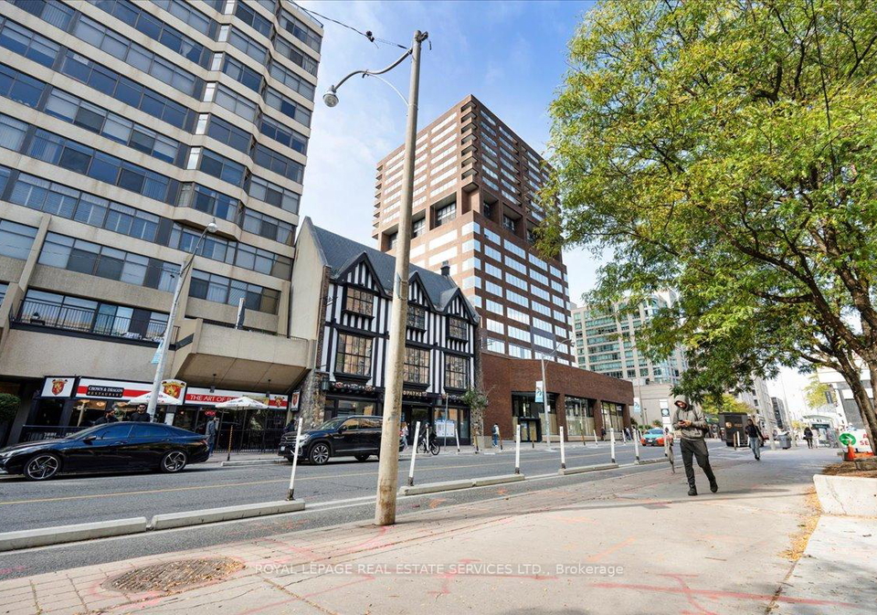 914-yonge-street-toronto-toronto-ontario-c13661718