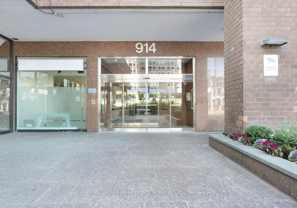 914-yonge-street-toronto-toronto-ontario-c13661718