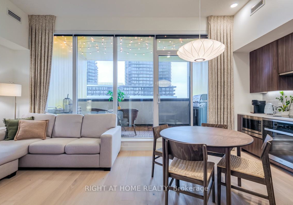 95-mcmahon-drive-toronto-north-york-ontario-c13662262