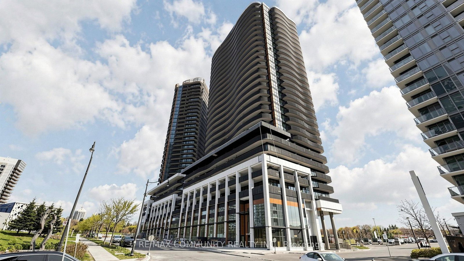 18-esther-shiner-boulevard-toronto-north-york-ontario-c13662628