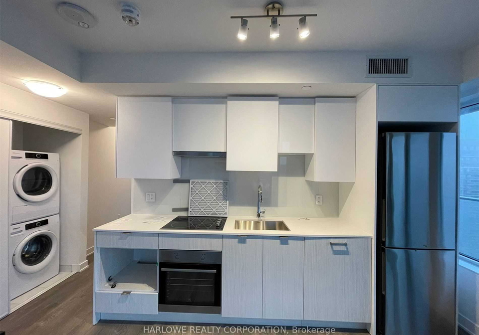 99-broadway-avenue-toronto-toronto-ontario-c13662672