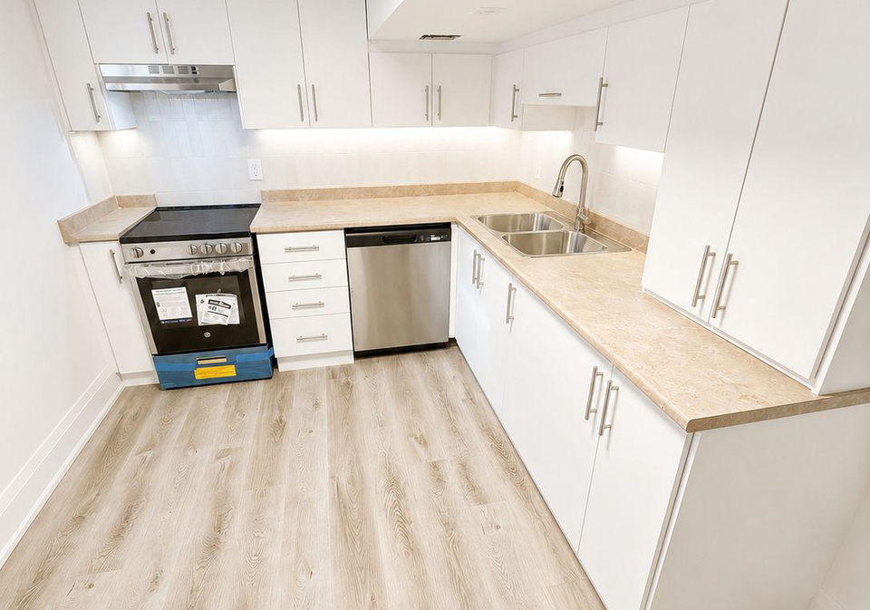 43-belvidere-avenue-toronto-toronto-ontario-c13662844