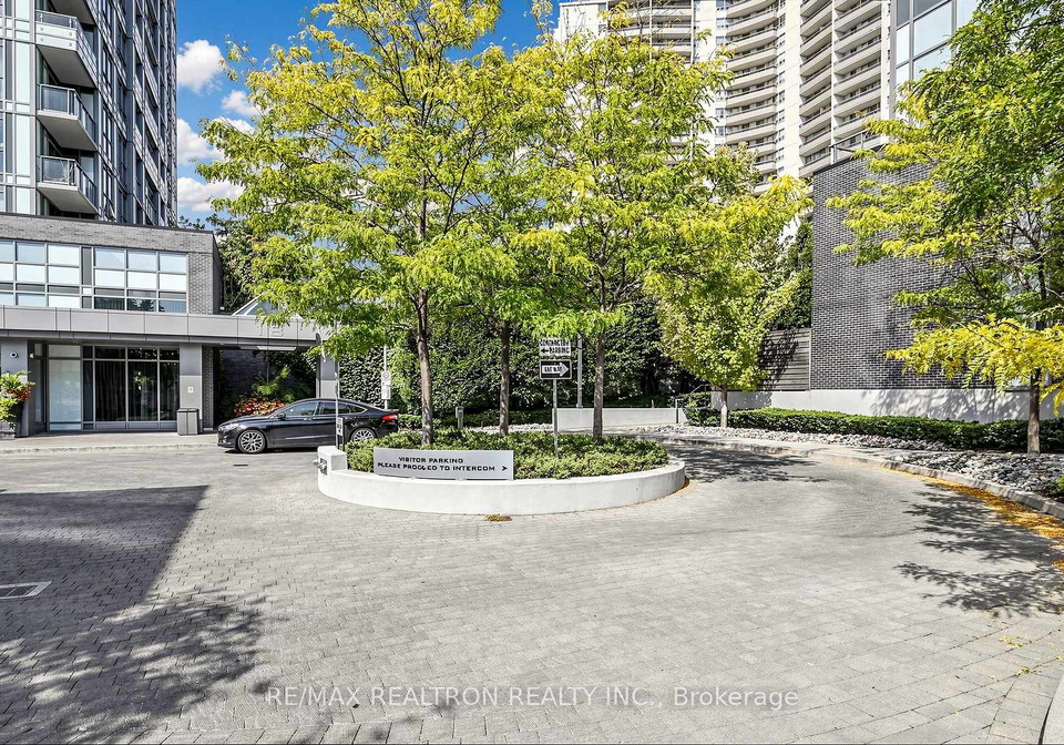 18-graydon-hall-drive-toronto-north-york-ontario-c13662862