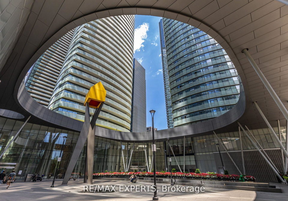 12-york-street-toronto-toronto-ontario-c13662896