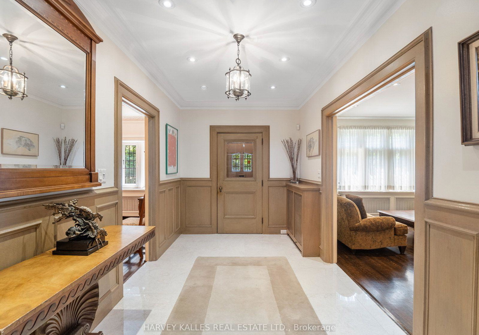 14-dewbourne-avenue-toronto-toronto-ontario-c13662952