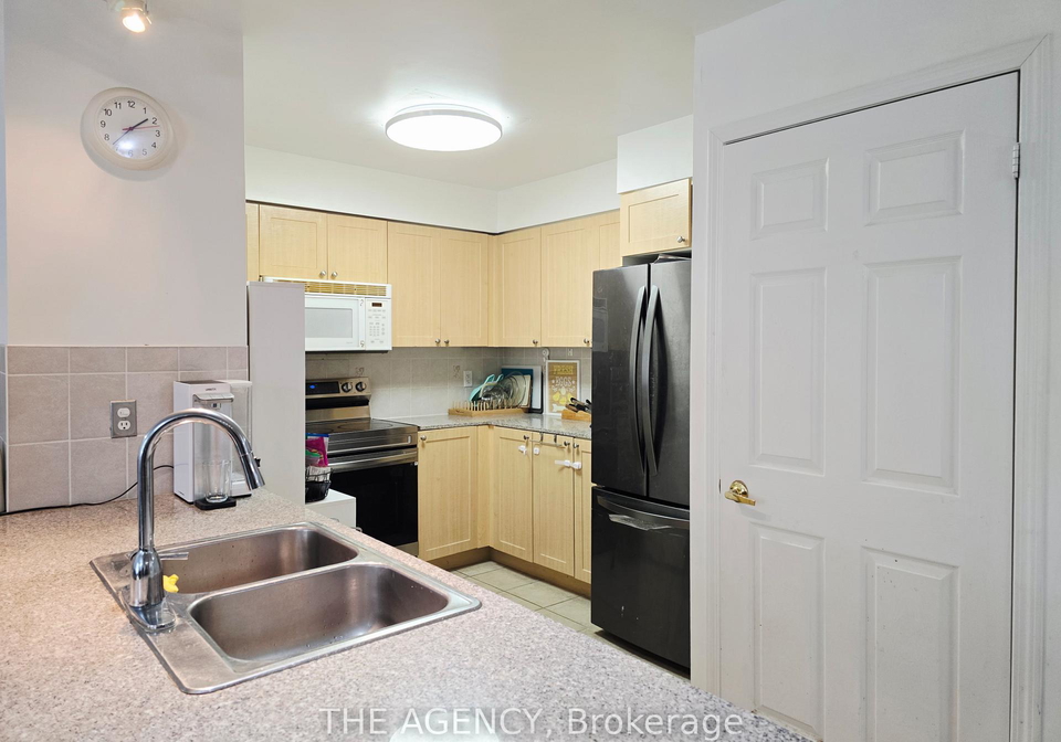 5940-yonge-street-toronto-toronto-ontario-c13663092
