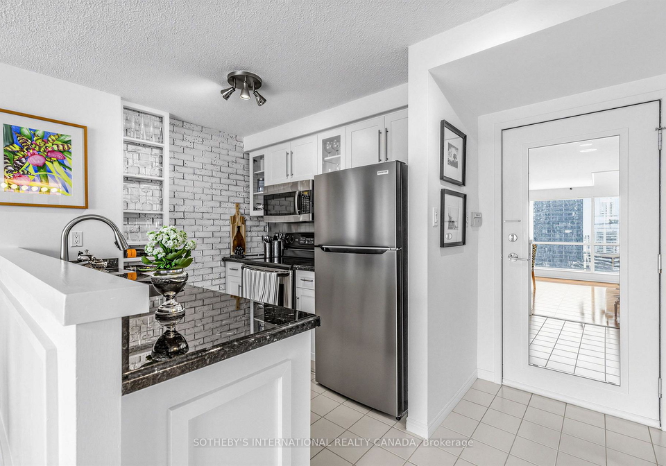 10-yonge-street-toronto-toronto-ontario-c13663184