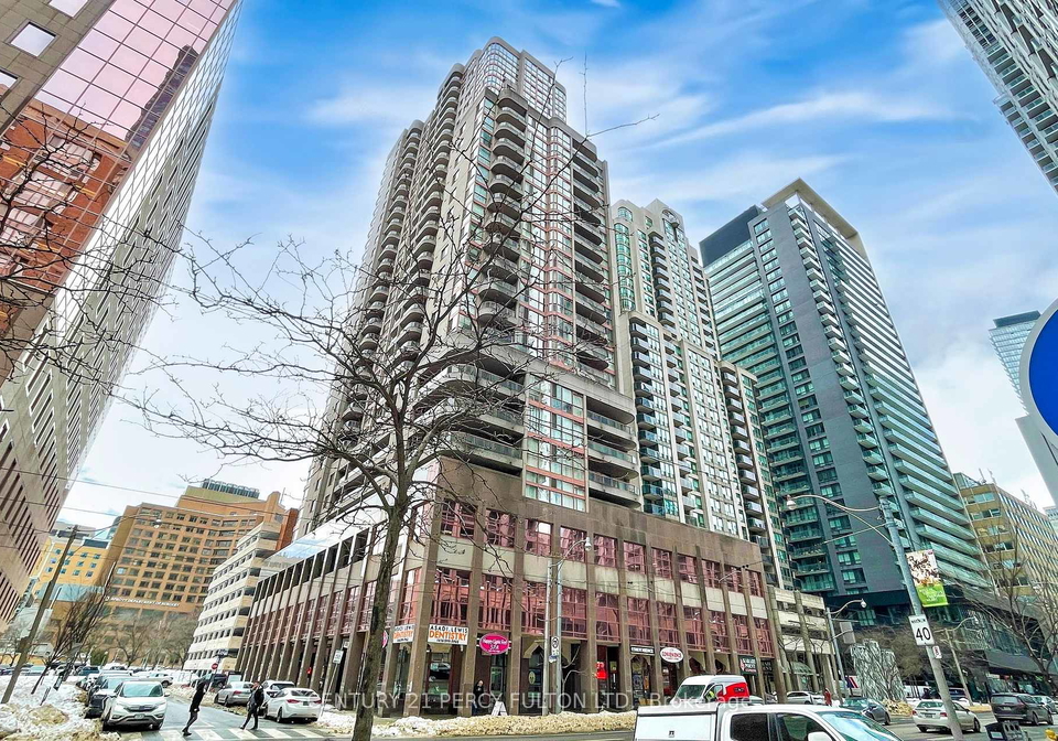 736-bay-street-toronto-toronto-ontario-c13663340