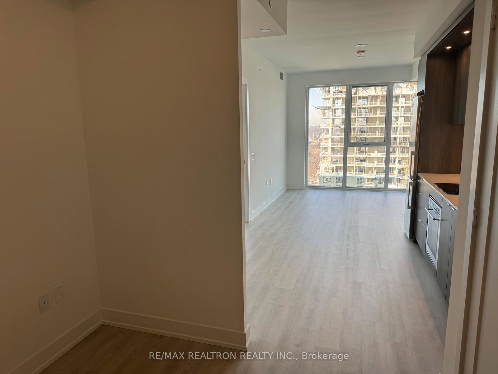 30-inn-on-the-park-drive-toronto-north-york-ontario-c13663680