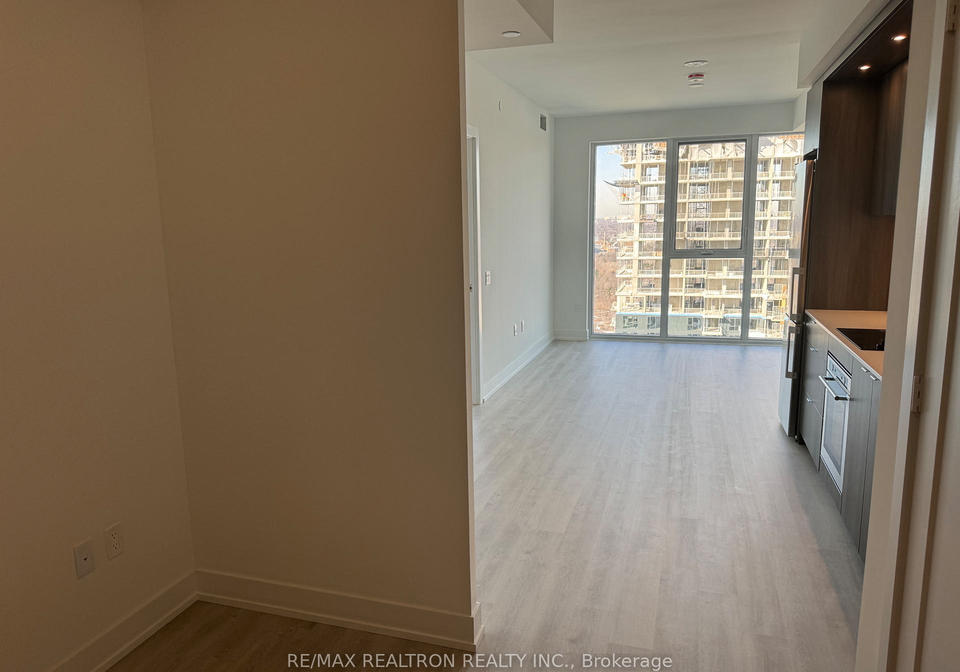 30-inn-on-the-park-drive-toronto-north-york-ontario-c13663680