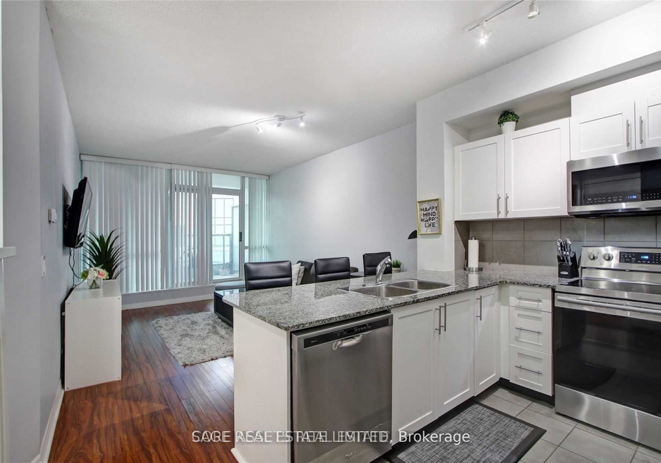 16-yonge-street-toronto-toronto-ontario-c13663726