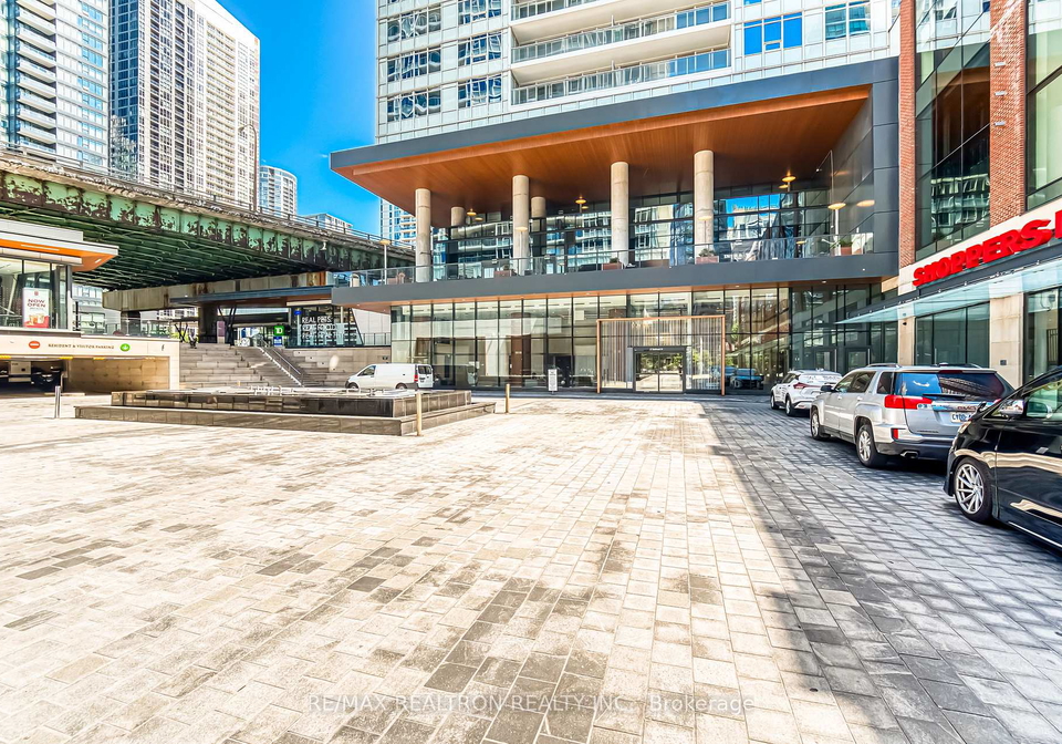 17-bathurst-street-toronto-toronto-ontario-c13663992